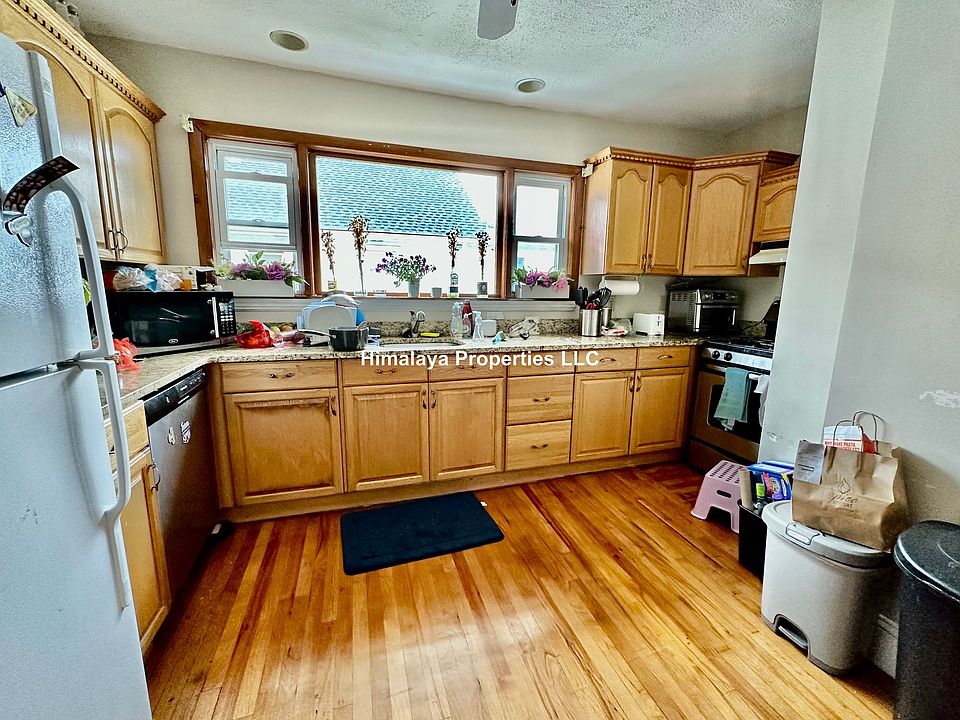 1st image of 89 Hillsdale Rd #2
