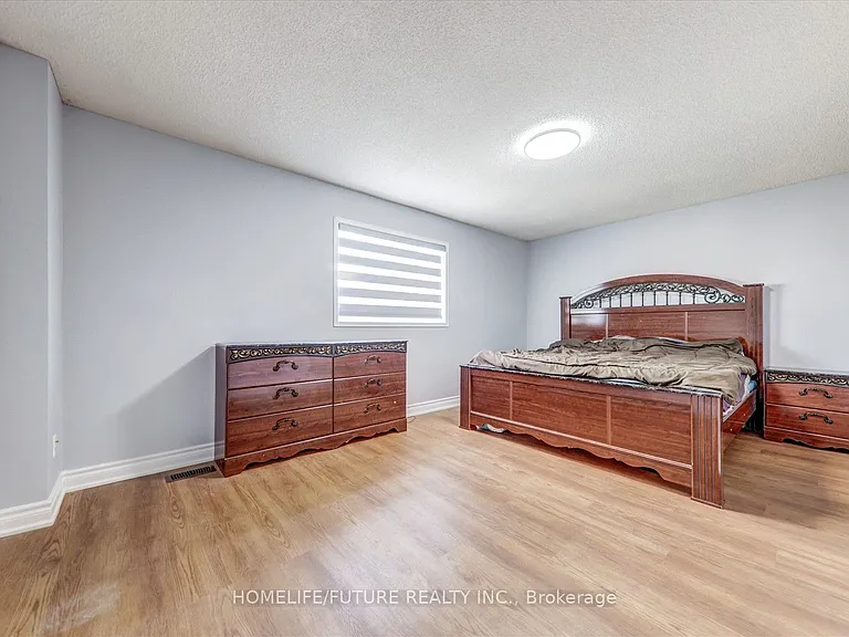 69 Heatherdale Dr #MAIN 2ND — Photo 19