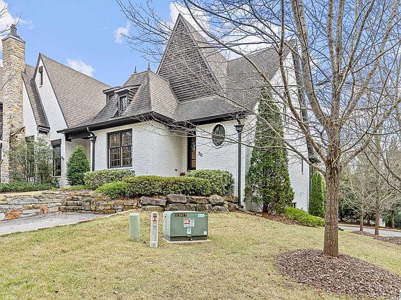 4th image of 301 Heritage Dr