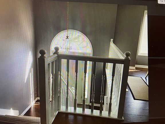5th image of 234 Birch Walk Ct