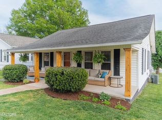 2600 Bernhurst Dr, Knoxville, TN 37918