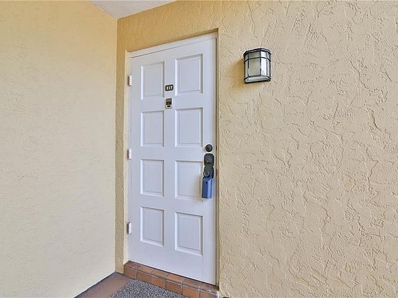 2nd image of 5800 Hollywood Blvd APT 217