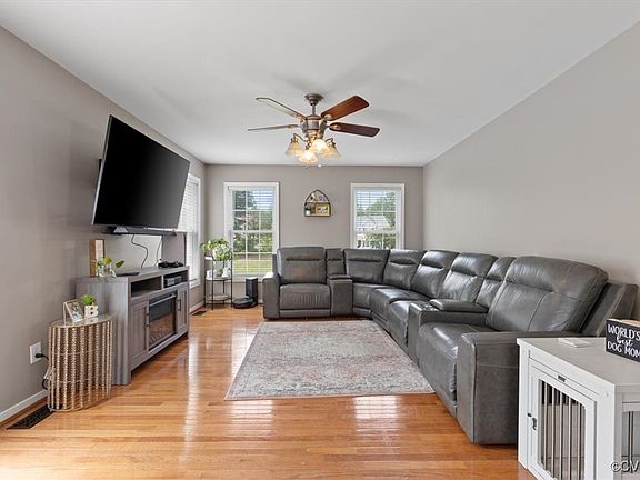 4th image of 7701 King Eider Dr