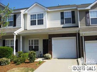 624 Fountain Ct, Fort Mill, SC 29715