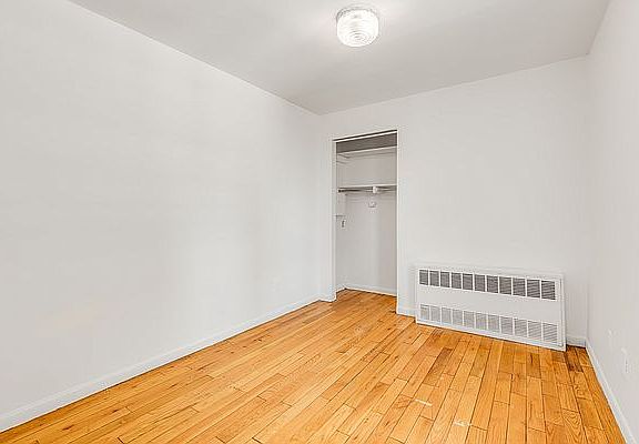 4th image of 340 E 90th St APT 6D