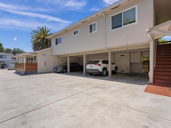 3rd image of 227 Madrone St