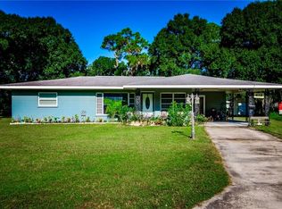 413 2nd St SW, Ruskin, FL 33570