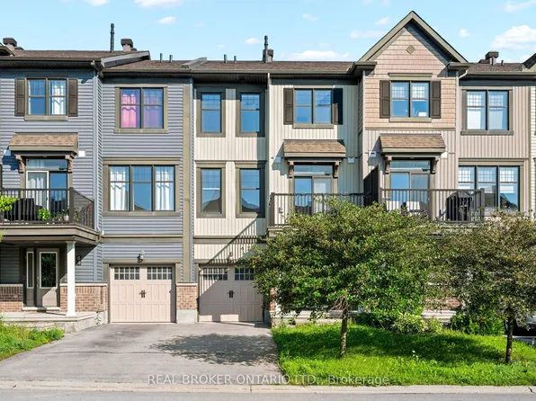 66 Fallengale Cres, Ottawa, ON K2T 0K9