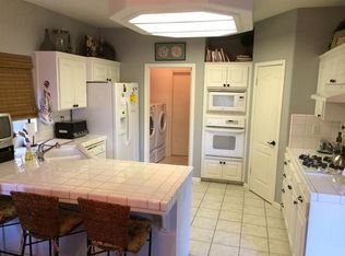 2117 E Poppy Hills Dr, Fresno, CA