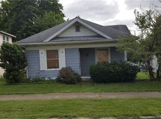 1121 E 8th St, Anderson, IN 46012