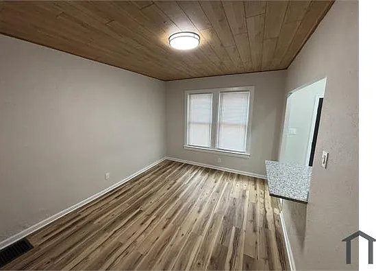 134 Pensdale St — Photo 3