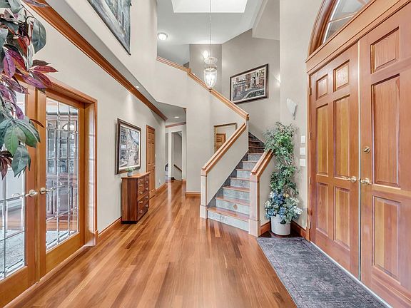 4th image of 3411 Senkler Rd