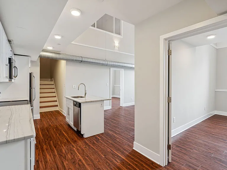 2001 Spring Garden St #305 — Photo 5