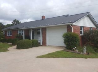 638 Dehart Commons Center Rd, Hays, NC 28635