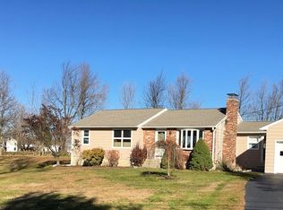 14 Kendall Hill Rd, Sterling, MA 01564