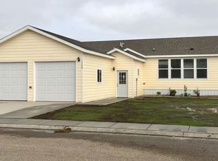 1508 Deerfield Rd SE, Mandan, ND 58554