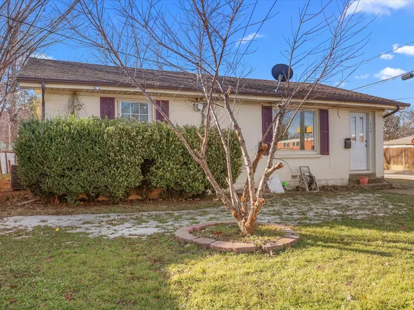 104 E 6th St, Irving, TX 75060