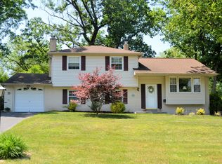 1532 Harris Ln, Warminster, PA