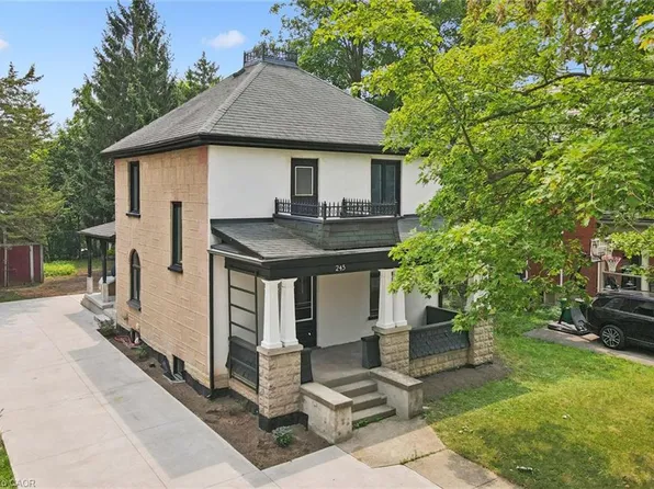245 Lowther St S, Cambridge, ON N3H 1Y6