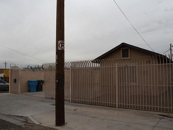 2nd image of 30 W Elwood St