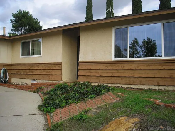 421 Maria Ave, Spring Valley, CA 91977