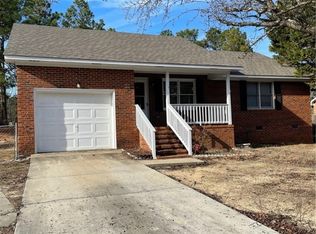 2968 Peacock St, Hope Mills, NC 28348