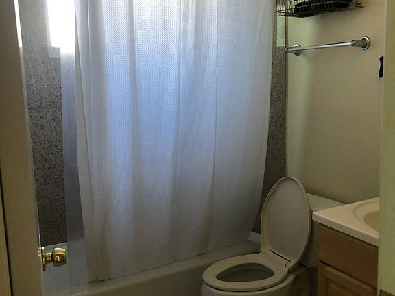 5th image of 1314 W Roscoe St #85kxyx150