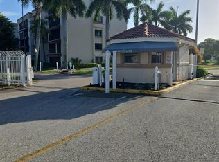 1724 Pine Valley Dr APT 106, Fort Myers, FL 33907