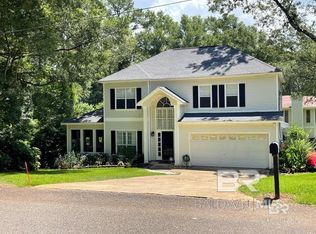 110 Woodside Dr, Daphne, AL 36526