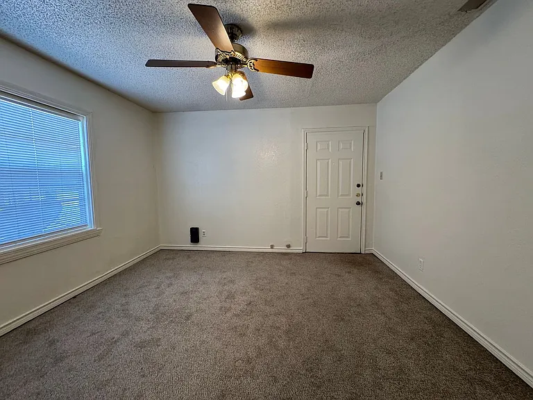 1301 Franz Dr — Photo 19