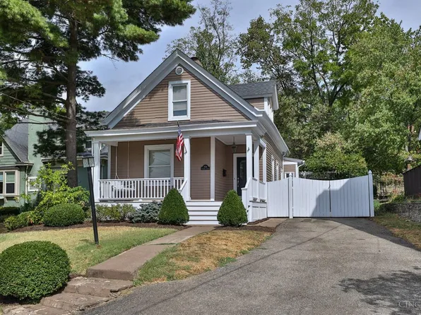 7018 Hiawatha Ave, Cincinnati, OH 45227