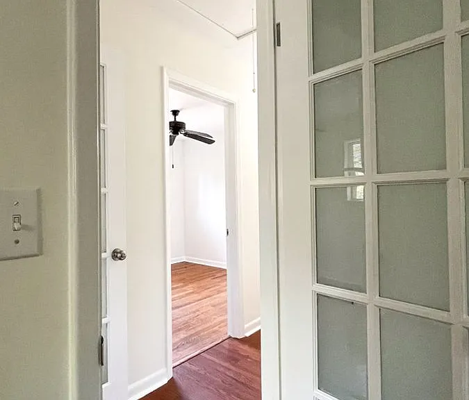 1606 Madrid Ave — Photo 48