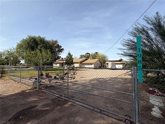 2nd image of 1985 E Laguna Rd