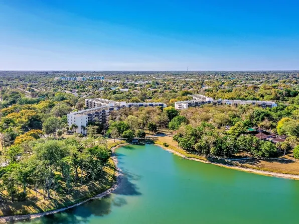 Park Tower - 55+ Active Adult Apartments