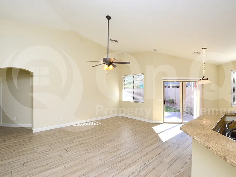 2973 E Indian Wells Pl — Photo 4