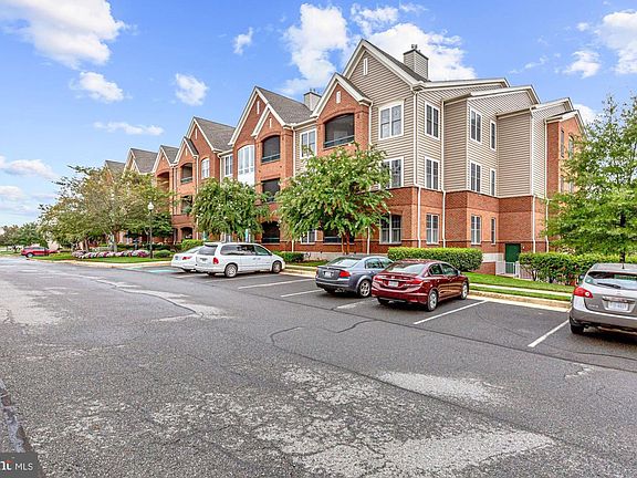 2nd image of 13890 Chelmsford Dr #211