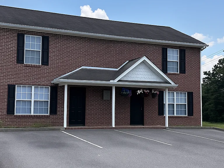 Rand 938 Townhomes — Photo 12