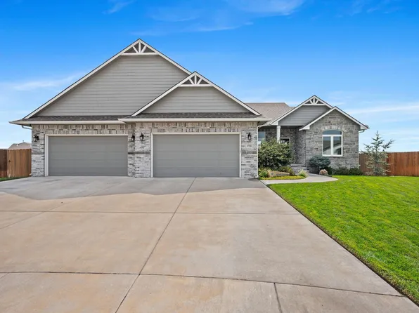 1718 N Blackstone Ct, Wichita, KS 67235