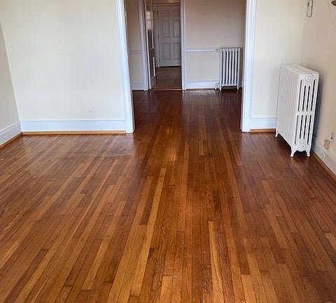 2nd image of 1018 N Cleveland St