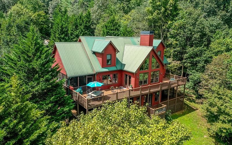 1st image of 25 River Oaks Trl