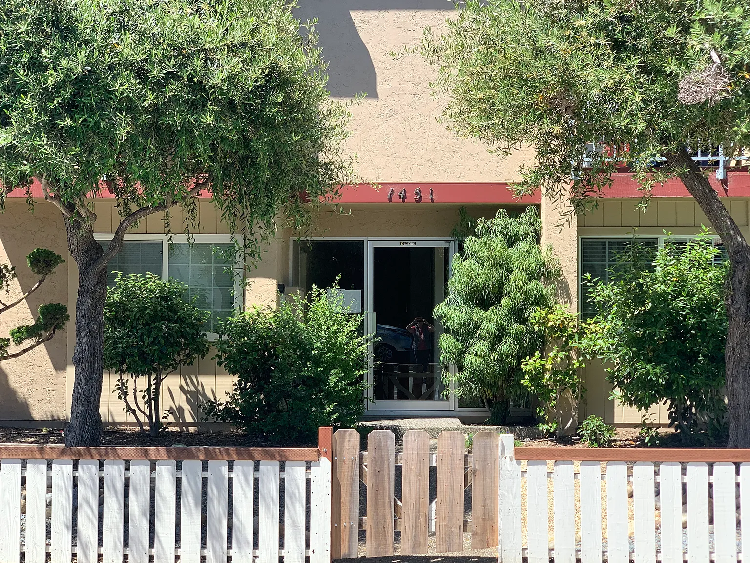 2 bed, 773 sqft, $3,295 — Photo 1