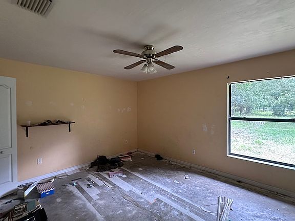 3rd image of 14978 104th St