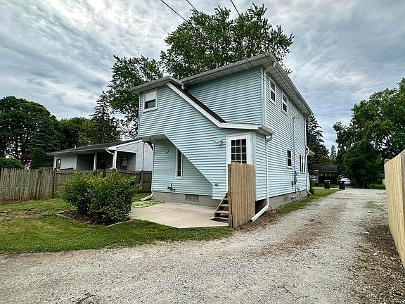 3rd image of 604 16th St