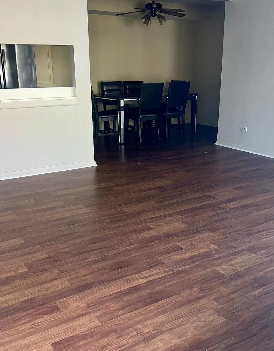 2 bed, 1000 sqft, $2,200 — Photo 4
