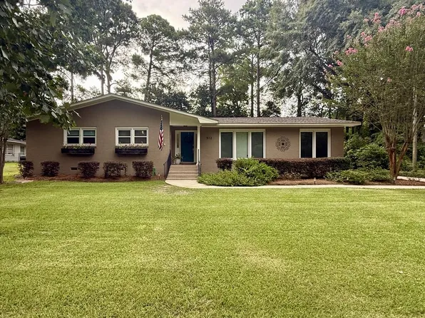 512 Rosemont Dr, Dothan, AL 36303