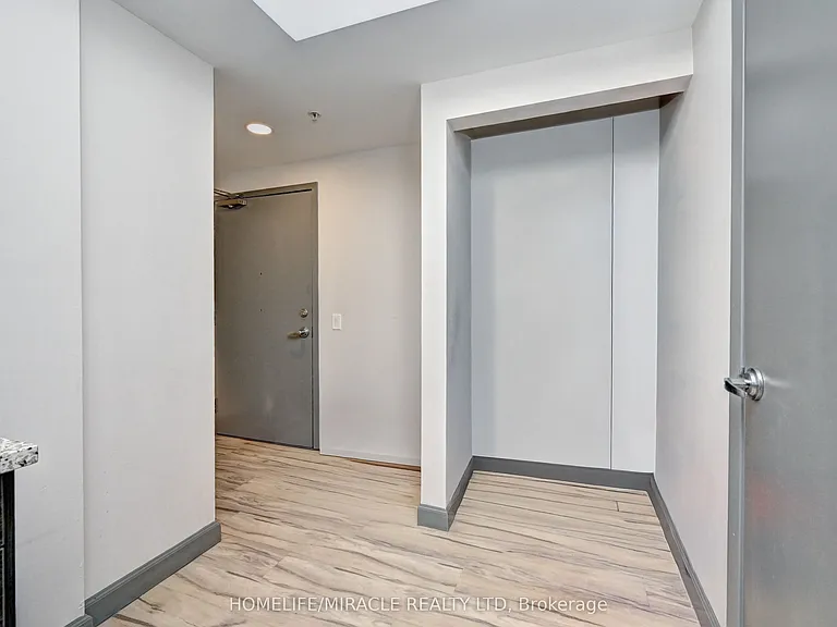 258 Sunview St #229 — Photo 4