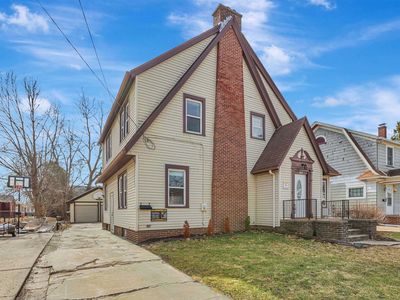 829 Prospect Ave, Oshkosh, WI, 54901