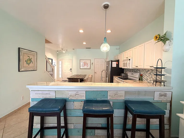 8311 Village Edge Cir #3 — Photo 9