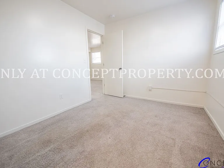 2204 Jefferson Ave — Photo 33