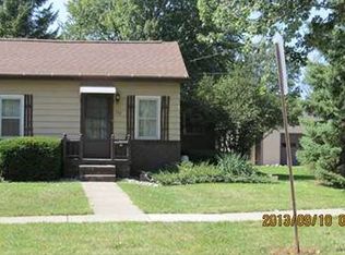 512 S Lansing St, Saint Johns, MI 48879